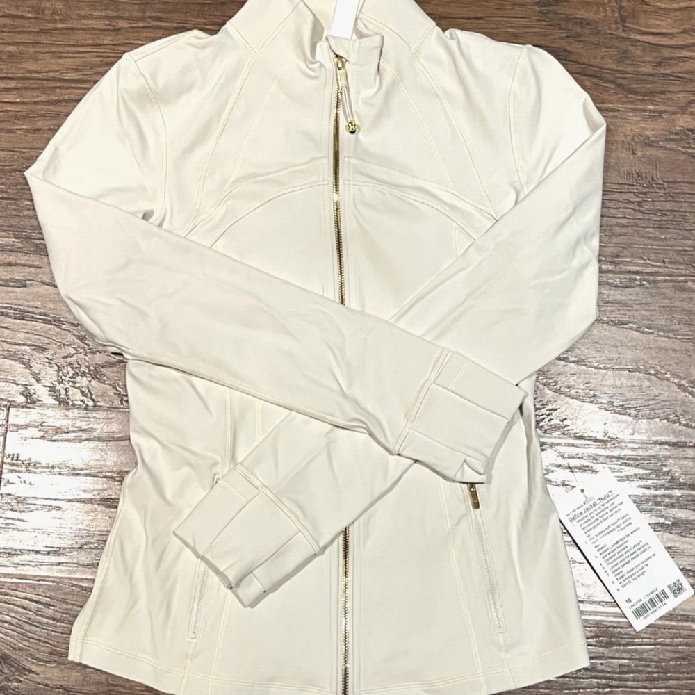 Lululemon Define Jacket White with Gold Zipper Size 6